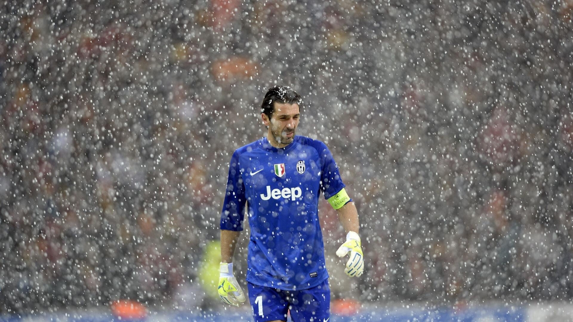 鲁索与基尼决赛配合默契引爆现场，鲁索提尼